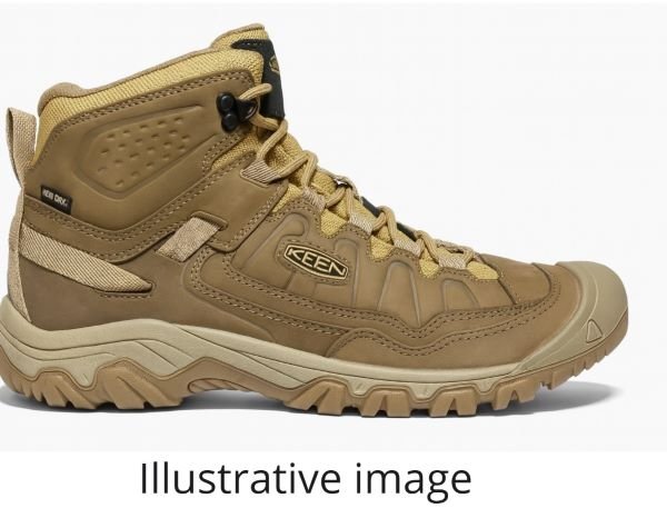Best Camping Gear for Beginners: Men’s Hiking Boots KEEN Targhee